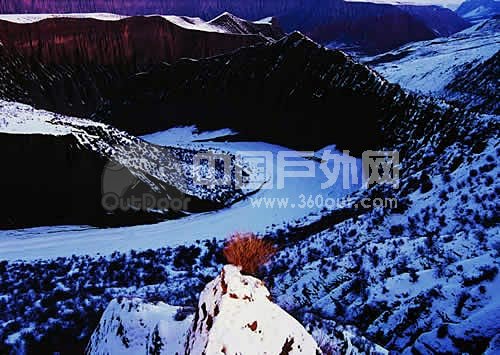 新疆形成“车师古道”环形旅游黄金线