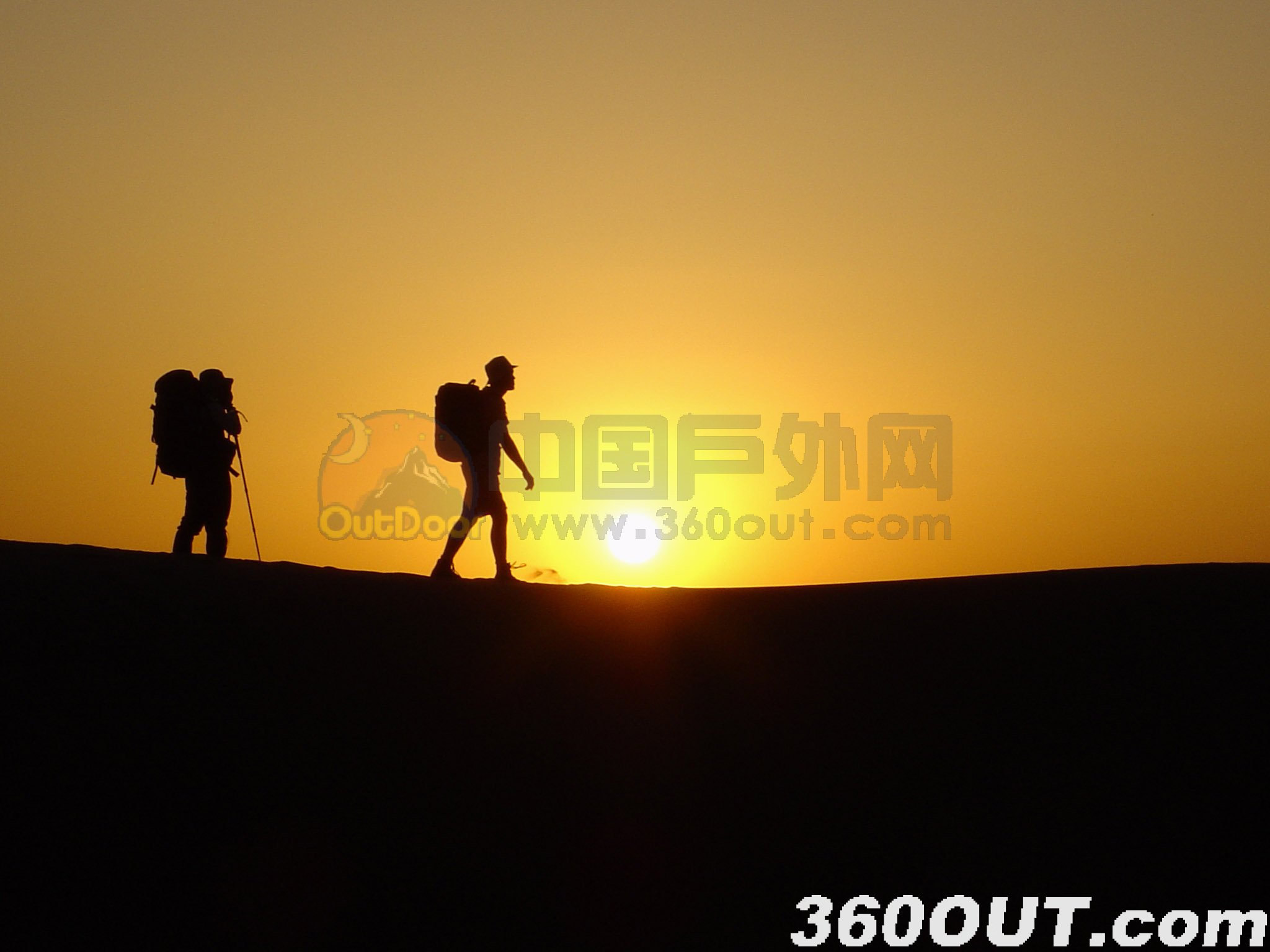 夜鸣沙七星湖徒步攻略