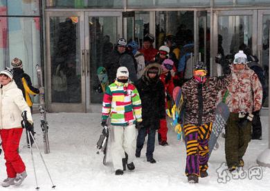 黑龙江各大旅游滑雪场目前已全部开门纳客
