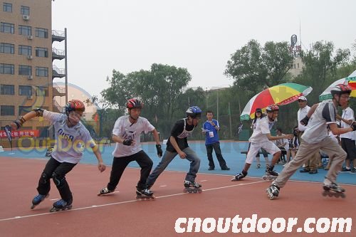 Rollerblade杯北京市第一届大学生轮滑比赛成功举行