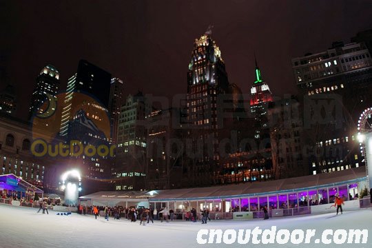 Get Your Skates On: Great Outdoor Ice Rinks