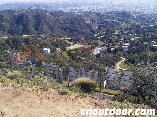 See the stars on a Hollywood hike