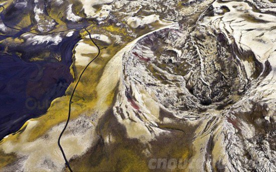 航拍冰岛 展现震撼自然之美【组图】