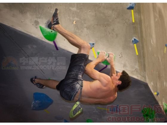 O.C. climbing gym tests top athletes in 'bouldering'