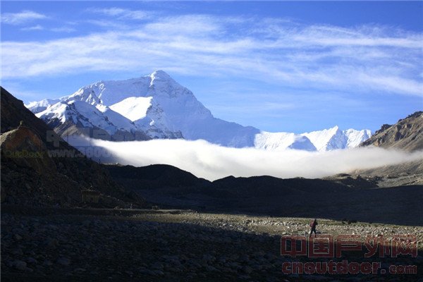 三百多山友云集西藏 超半数欲登珠峰