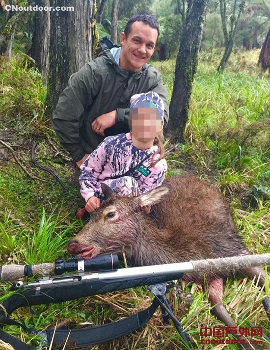 新西兰8岁女孩猎杀幼鹿啃食心脏引发热议