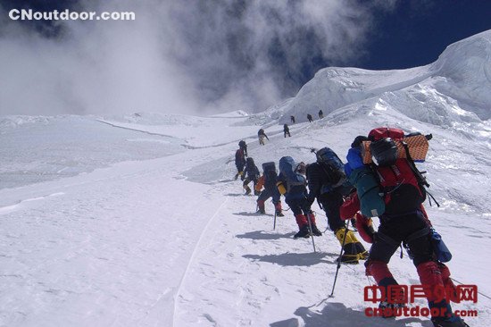 西藏秋季登山活动结束 全年接待50余支外国登山队