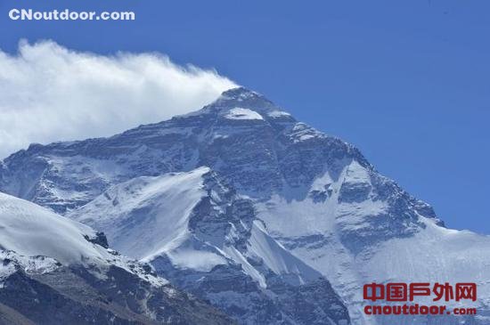 中国计划开发珠峰旅游 美媒：对登山者是好事