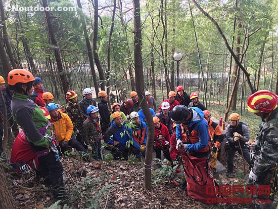 2016年度全国初级山地救援技术培训在杭州收官