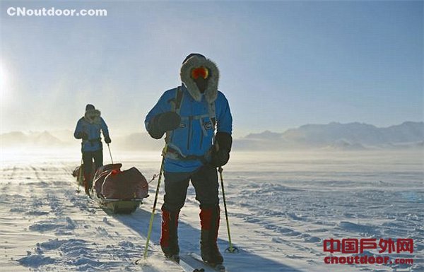 英探险家讲述108天徒步挑战南极：只换过3次内衣裤