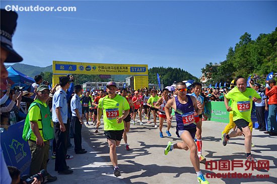 2017中国山地马拉松系列赛（湖北利川站）即将开跑