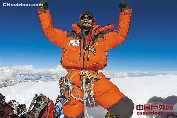深圳登山健儿登顶世界第二高峰 难度高过珠峰！