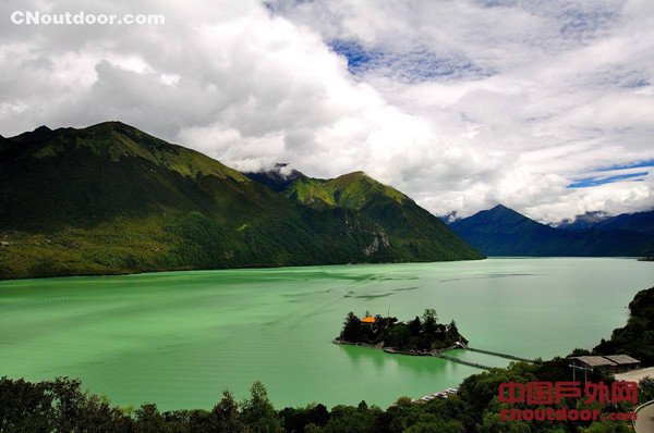 西藏首个5A级生态自然旅游景区创建成功