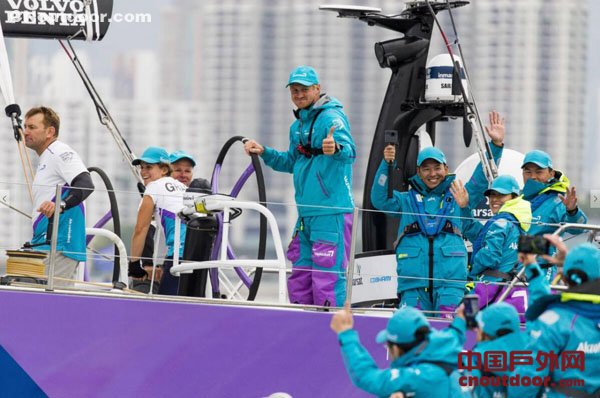 沃尔沃环球帆船赛香港站落幕 东风队夺冠