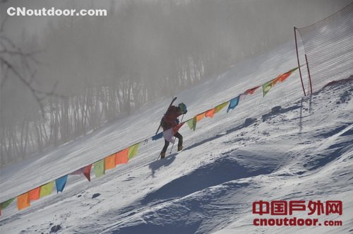 中国获两个洛桑青冬奥会滑雪登山项目参赛名额