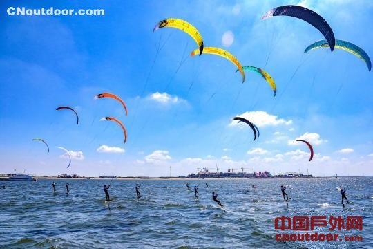 2018世界风筝水翼板锦标赛山东潍坊开赛