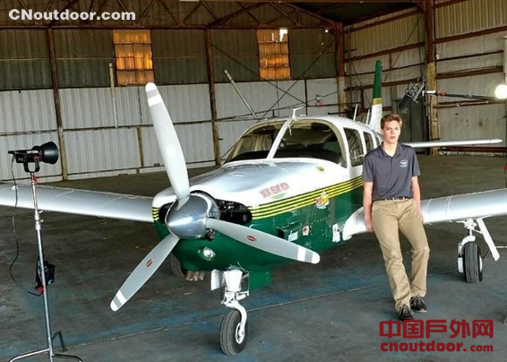 美18岁青年驾机环游全球 误闯台湾被战机拦截