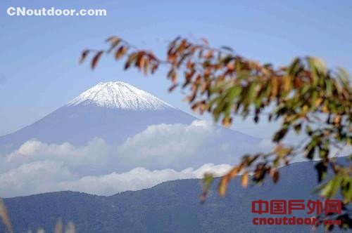 富士山诊所外国登山客增多 华人建议做好准备登山
