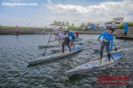 2018第二届全国大学生桨板竞速挑战赛在海南开赛