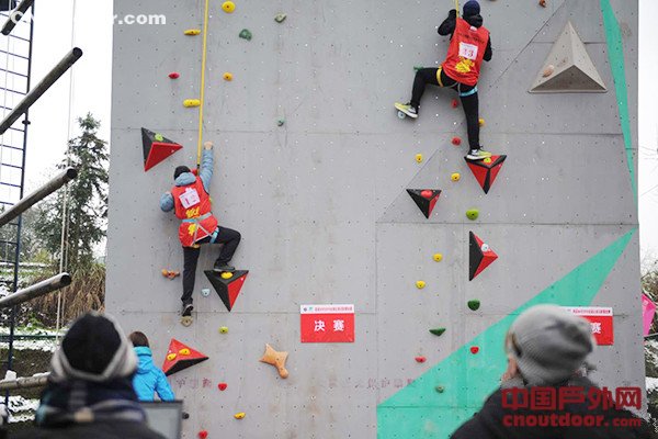 “美丽乡村”全国记者迎新攀岩赛于江山举行