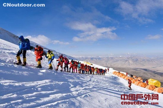 2019慕士塔格国际登山节启动仪式在杭州举行